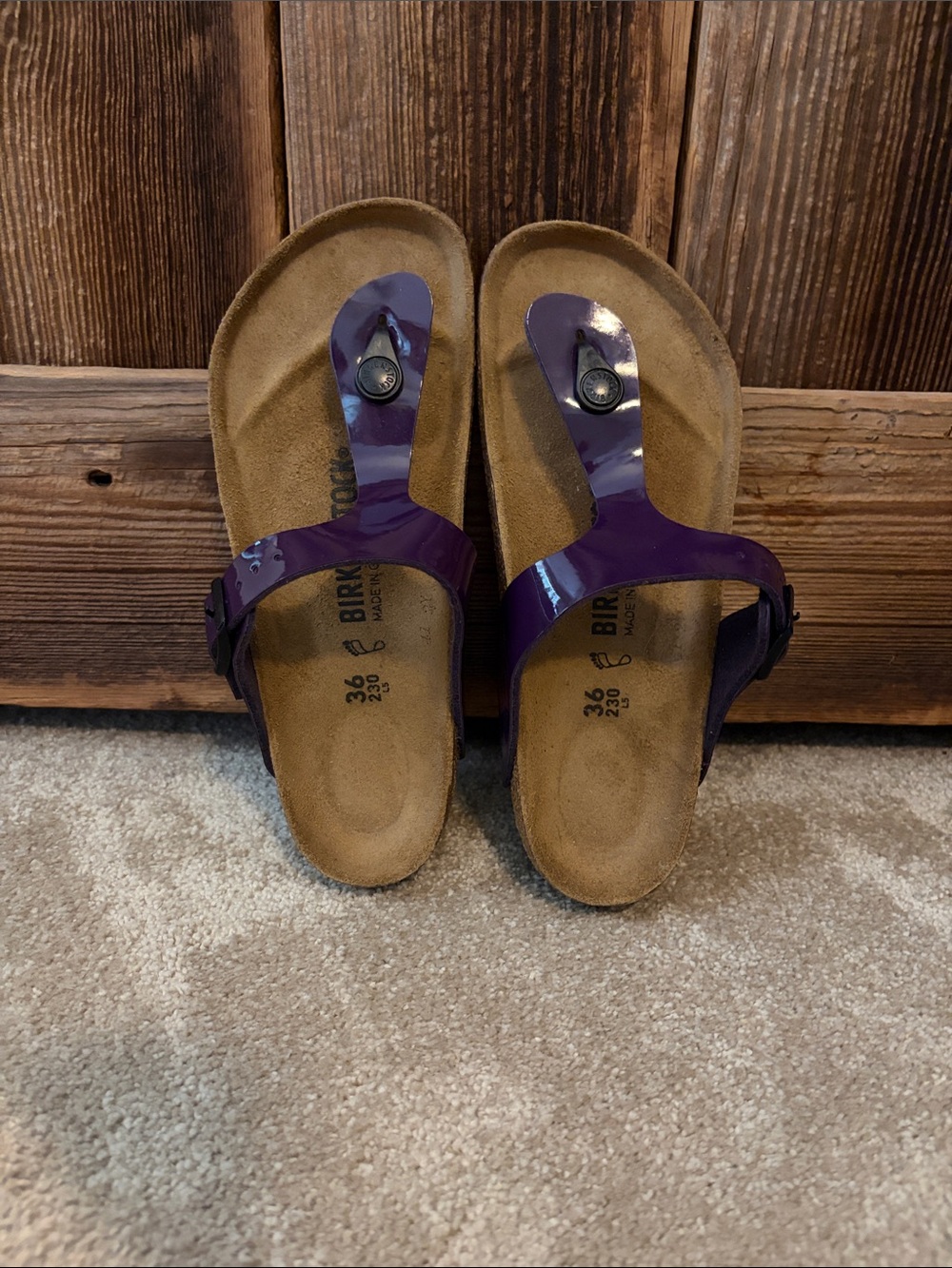 Birkenstock Women’s Gizeh Patent Thong Sandal - Deep Purple New without Tags